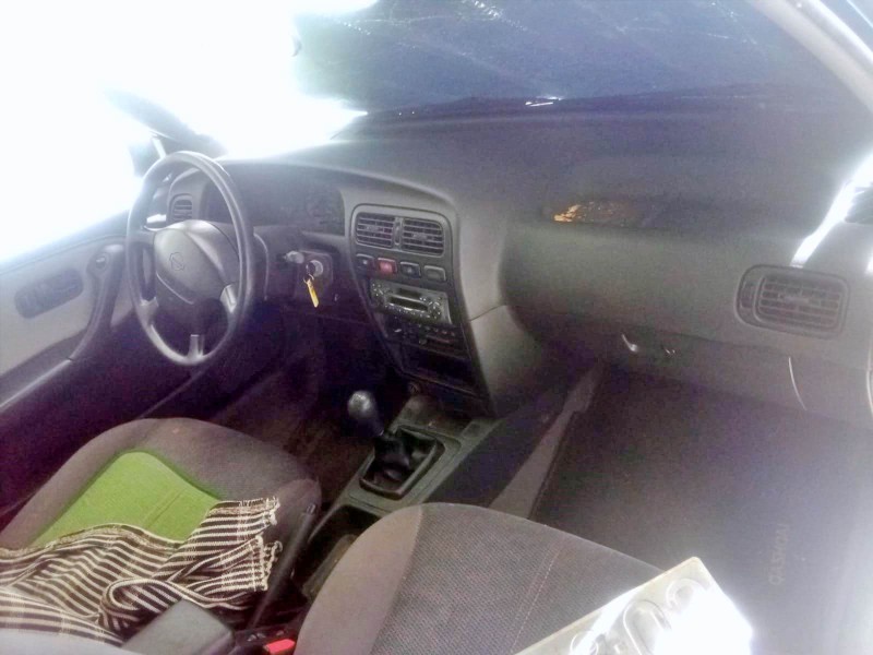 nissan primera (p10) del año 1995