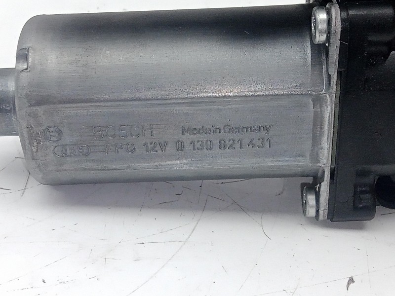 Recambio de motor elevalunas trasero izquierdo para volkswagen golf v berlina (1k1) 1.9 tdi referencia OEM IAM 1K4839401E-1K0959