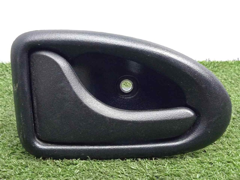 Recambio de maneta interior delantera izquierda para iveco daily pr 3.0 diesel referencia OEM IAM 7700830078  