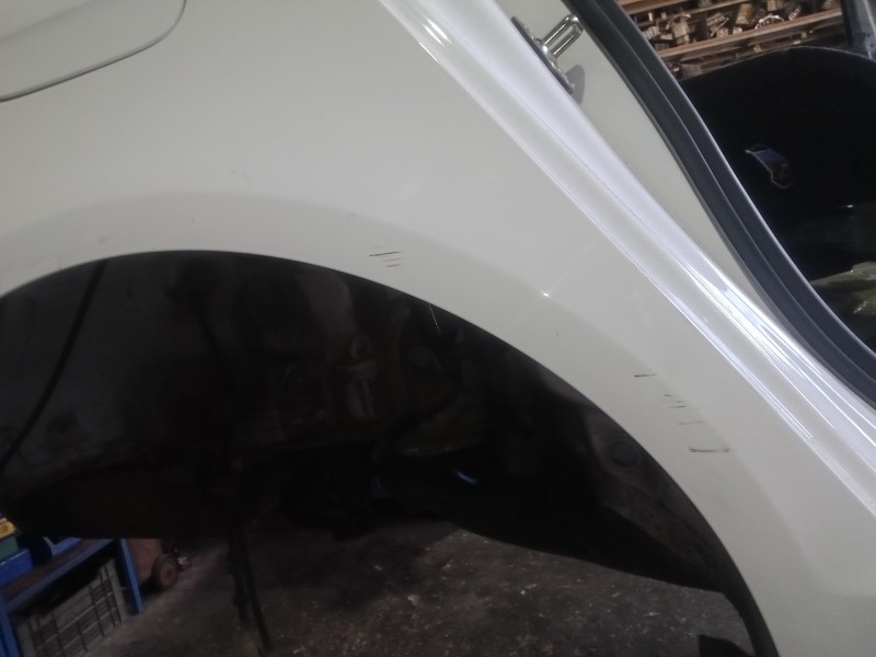 Recambio de aletin trasero derecho para audi a4 ber. (b8) 1.8 16v tfsi referencia OEM IAM   