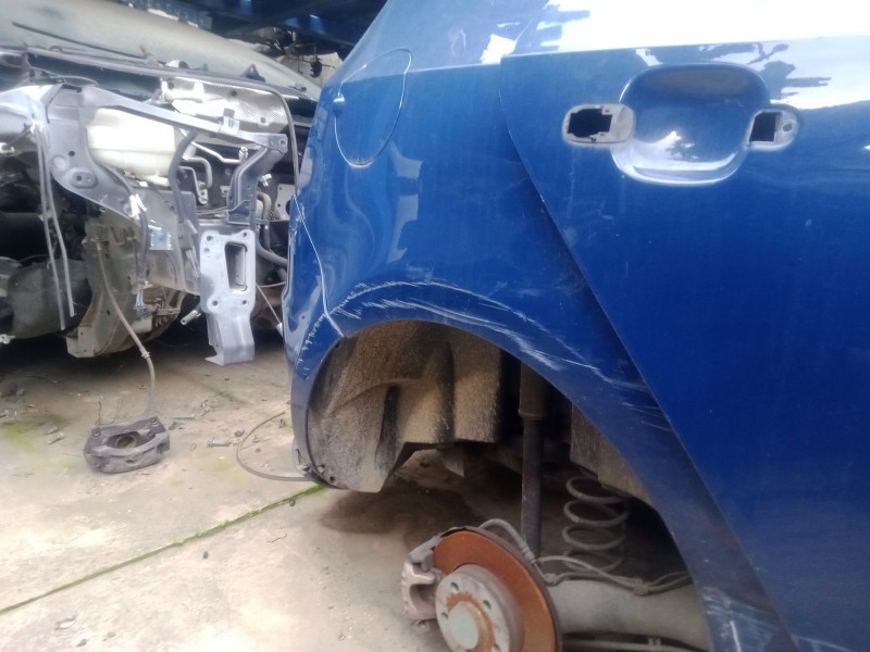 Recambio de aletin trasero derecho para seat ibiza (6p1) 1.2 tsi referencia OEM IAM   