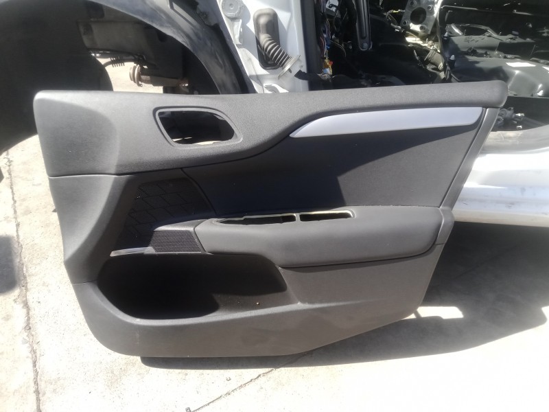 Recambio de guarnecido puerta delantera derecha para citroën c4 lim. 1.6 hdi fap referencia OEM IAM   