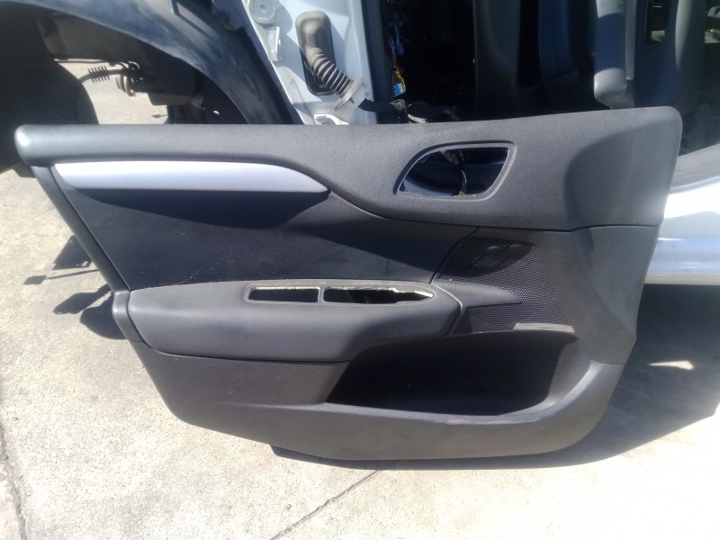 Recambio de guarnecido puerta delantera izquierda para citroën c4 lim. 1.6 hdi fap referencia OEM IAM   