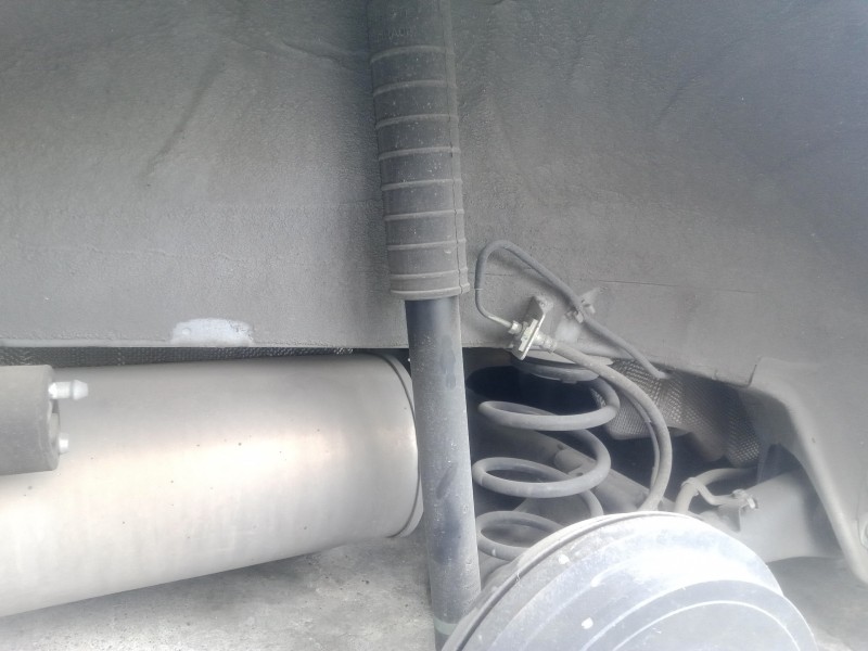 Recambio de amortiguador trasero derecho para nissan micra (k13) 1.2 cat referencia OEM IAM   