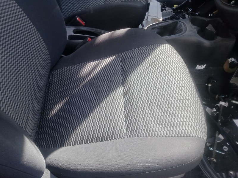 Recambio de asiento delantero derecho para nissan micra (k13) 1.2 cat referencia OEM IAM   