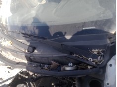 Recambio de brazo limpia delantero izquierdo para nissan micra (k13) 1.2 cat referencia OEM IAM   