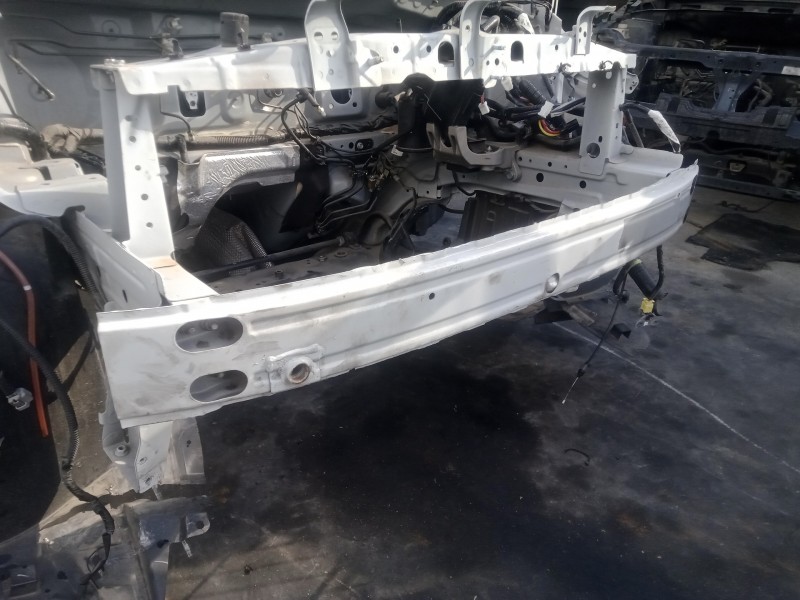 Recambio de refuerzo paragolpes delantero para nissan micra (k13) 1.2 cat referencia OEM IAM   