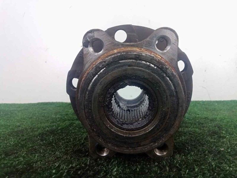 Recambio de buje para audi a4 berlina (8e) 2.0 tdi referencia OEM IAM SIN REFERENCIA 4.TORNILLOS 5X112
