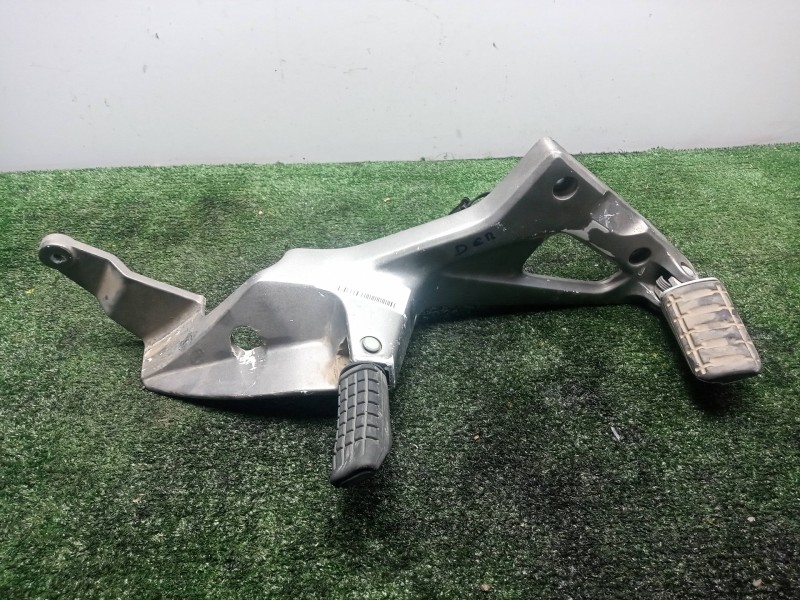 Recambio de posapie para honda nt 700 v deauville referencia OEM IAM L2560H DERECHO 