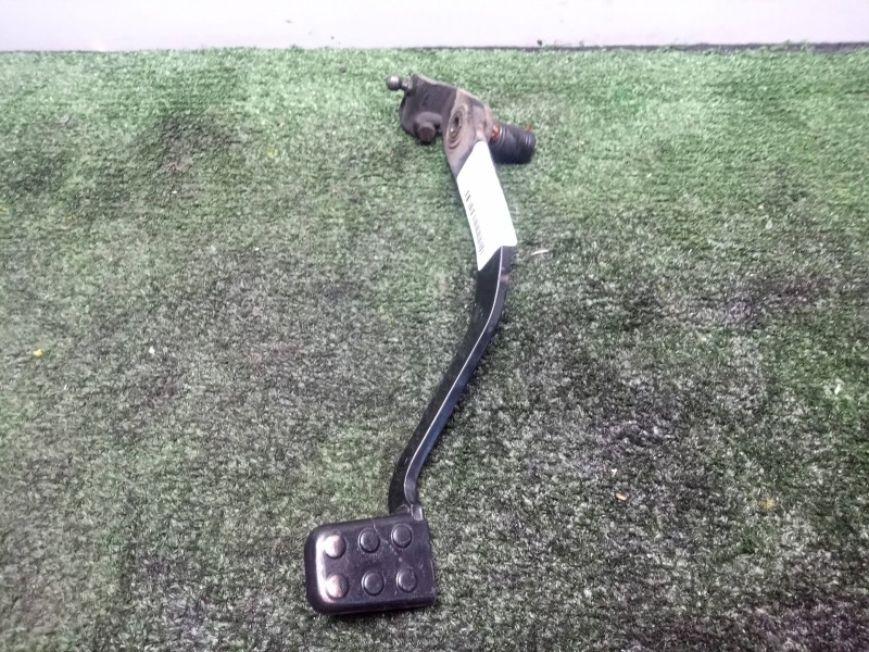 Recambio de pedal freno para bmw f 650 referencia OEM IAM   