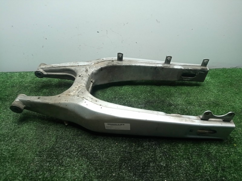 Recambio de basculante para bmw f 650 referencia OEM IAM   