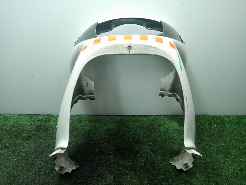 Recambio de carenado delantero para bmw f 650 referencia OEM IAM 46632346244  