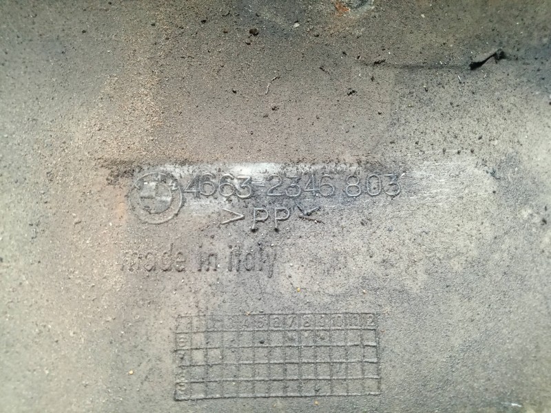 Recambio de cubrecarter para bmw f 650 referencia OEM IAM 46632346803  