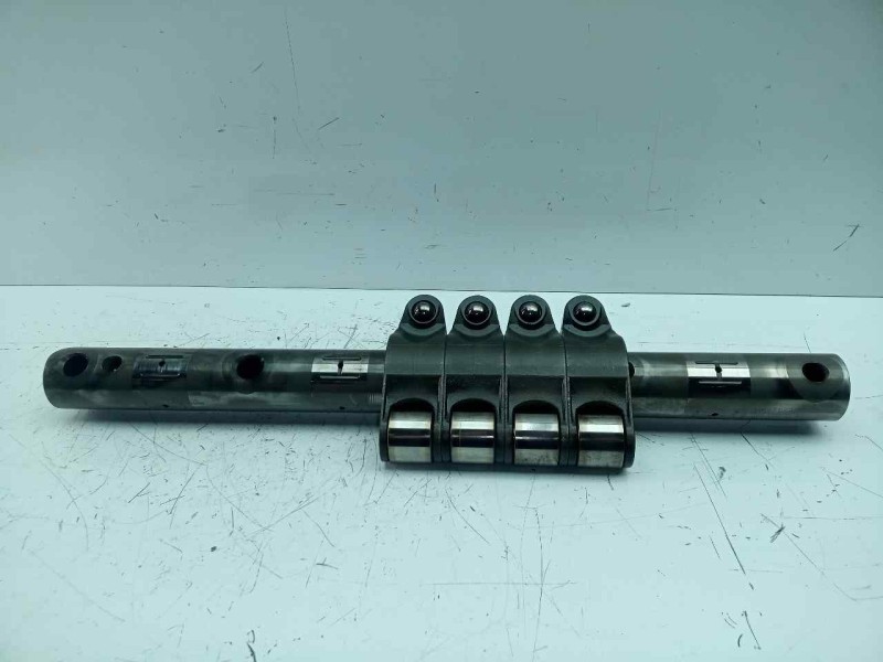 Recambio de arbol de levas para audi a4 berlina (8e) 2.0 tdi referencia OEM IAM   