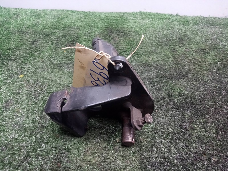 Recambio de posapie para suzuki gz 125/250 referencia OEM IAM  DELANTERO DERECHO