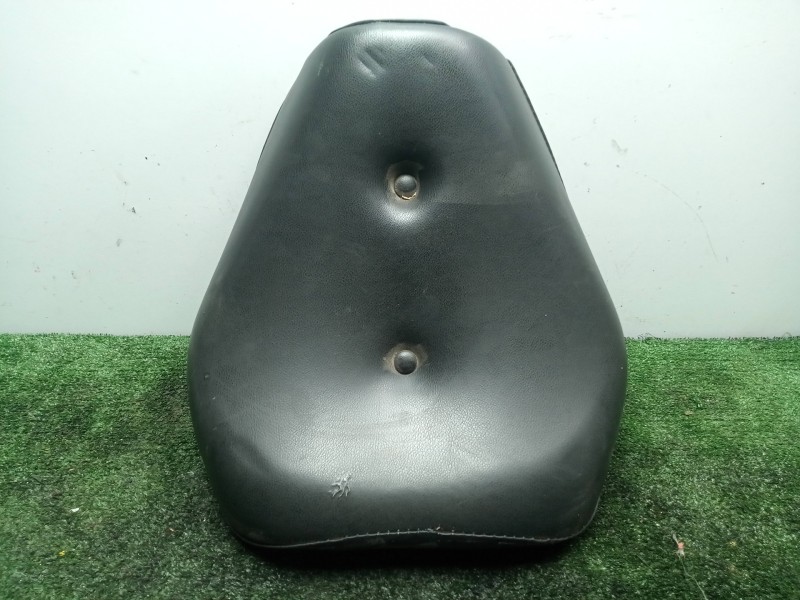 Recambio de asiento moto para suzuki gz 125/250 referencia OEM IAM  CONDUCTOR 