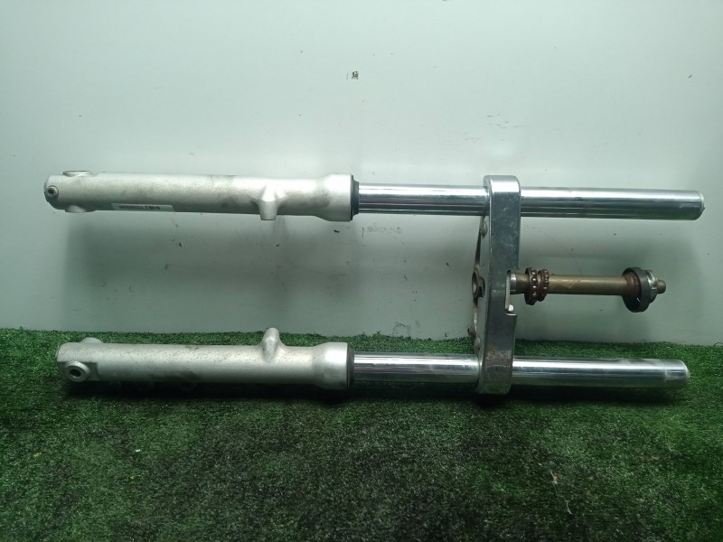Recambio de horquilla para suzuki gz 125/250 referencia OEM IAM   