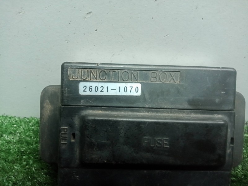 Recambio de caja reles / fusibles para kawasaki gpz 500 s referencia OEM IAM 260211070  