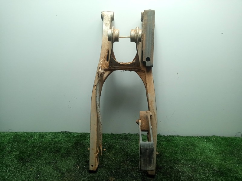 Recambio de basculante para suzuki dr 125/250/400 (1985-2000) referencia OEM IAM   