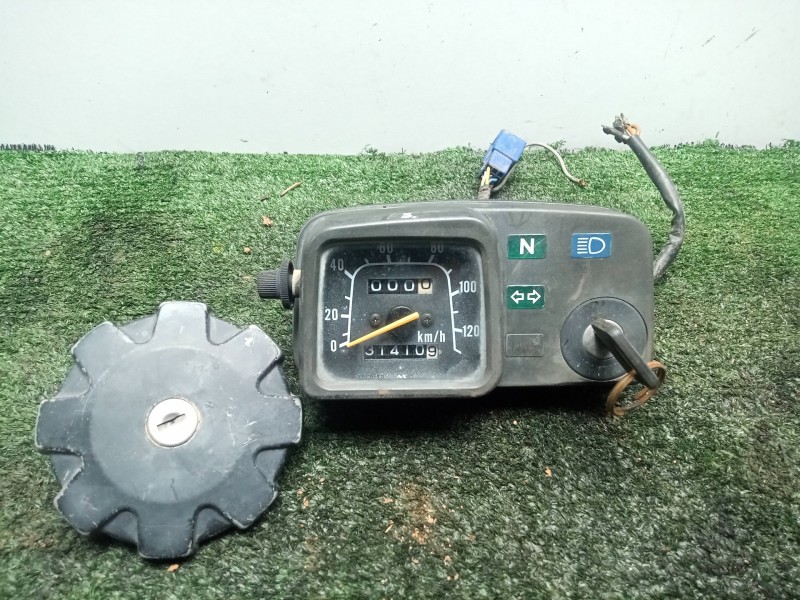 Recambio de cuadro instrumentos para suzuki dr 125/250/400 (1985-2000) referencia OEM IAM   