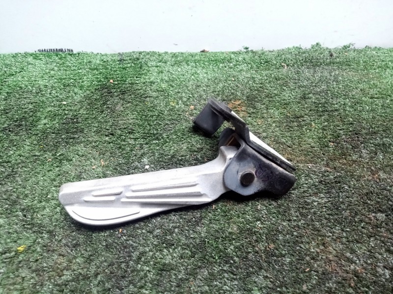 Recambio de posapie para sym jet4 r 50 referencia OEM IAM  DERECHO 