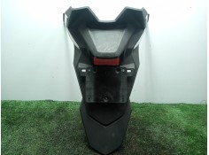 Recambio de guardabarros trasero para sym jet4 r 50 referencia OEM IAM 80100X8A0000  