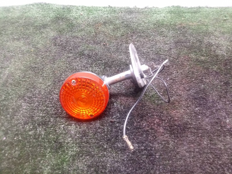 Recambio de piloto delantero derecho para suzuki gs/gn/tu 125/250 (1988-1999) referencia OEM IAM   