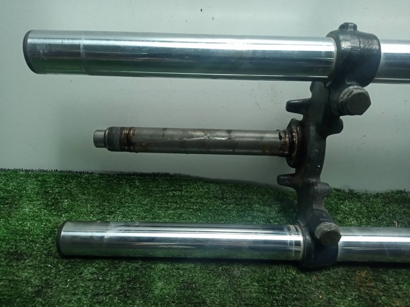 Recambio de horquilla para suzuki gs/gn/tu 125/250 (1988-1999) referencia OEM IAM   