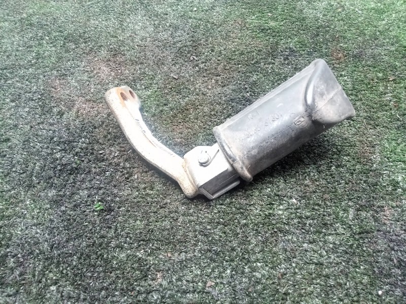 Recambio de posapie para suzuki gs/gn/tu 125/250 (1988-1999) referencia OEM IAM  DERECHO 