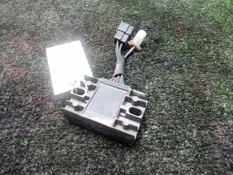 Recambio de modulo electronico para suzuki gs/gn/tu 125/250 (1988-1999) referencia OEM IAM SH572A12  