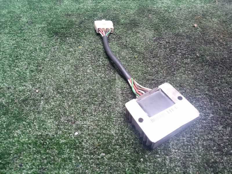 Recambio de modulo electronico para yamaha xj 550 / 650 / 750 referencia OEM IAM   