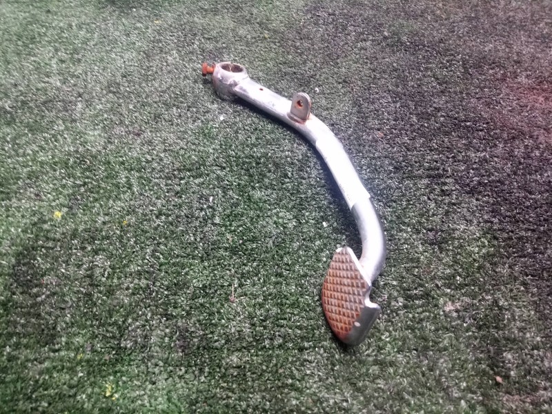 Recambio de pedal freno para yamaha xj 550 / 650 / 750 referencia OEM IAM   