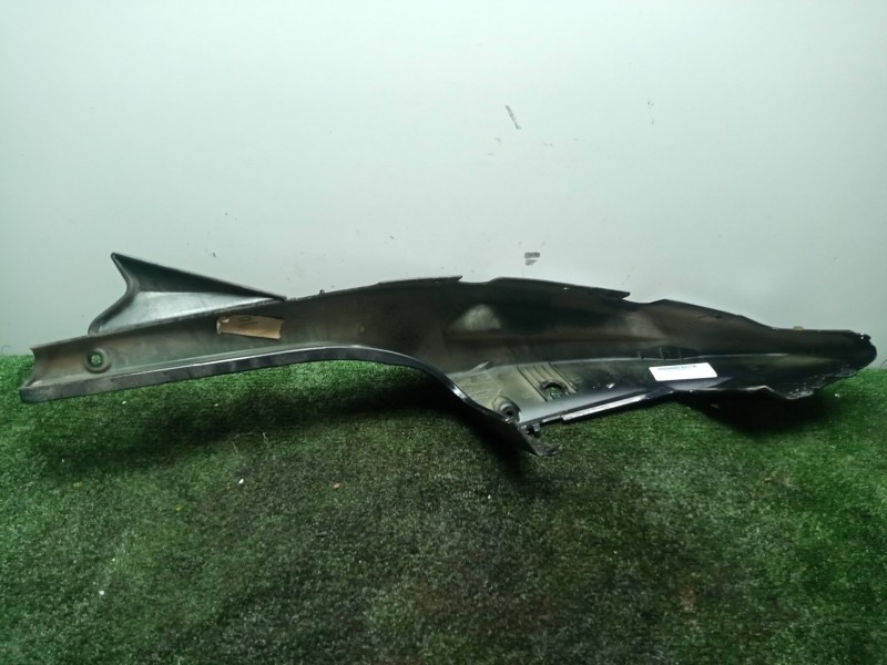 Recambio de carenado izquierdo para hyosung gt 125/250/650 referencia OEM IAM 47211HM81  
