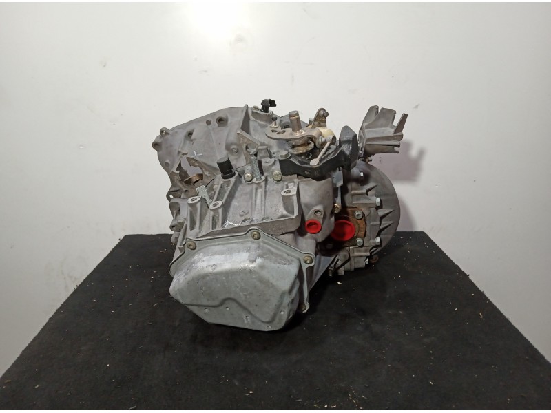 Recambio de caja cambios para citroën c5 berlina 2.0 hdi referencia OEM IAM 20LM23 5.VELOCIDADES MANUAL