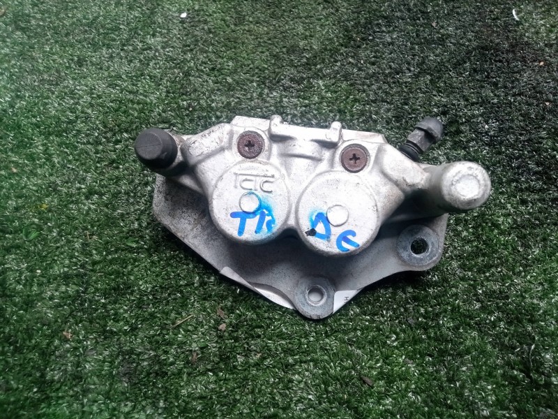 Recambio de pinza freno trasera derecha para hyosung gt 125/250/650 referencia OEM IAM   