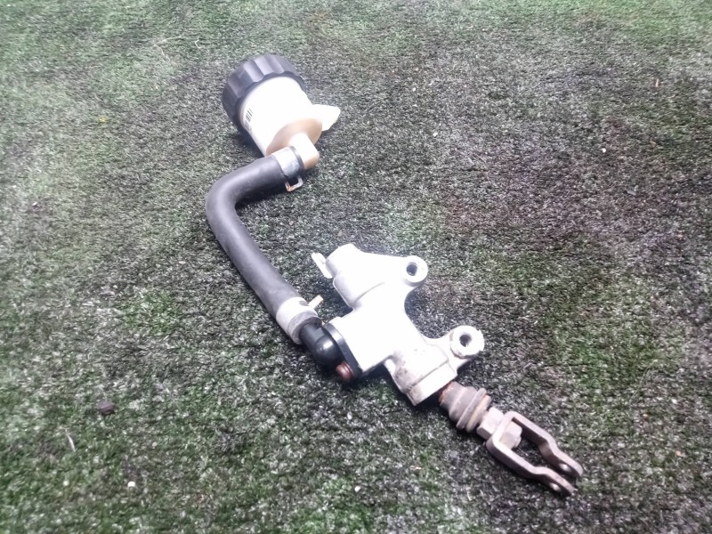 Recambio de bomba freno para hyosung gt 125/250/650 referencia OEM IAM  TRASERA 