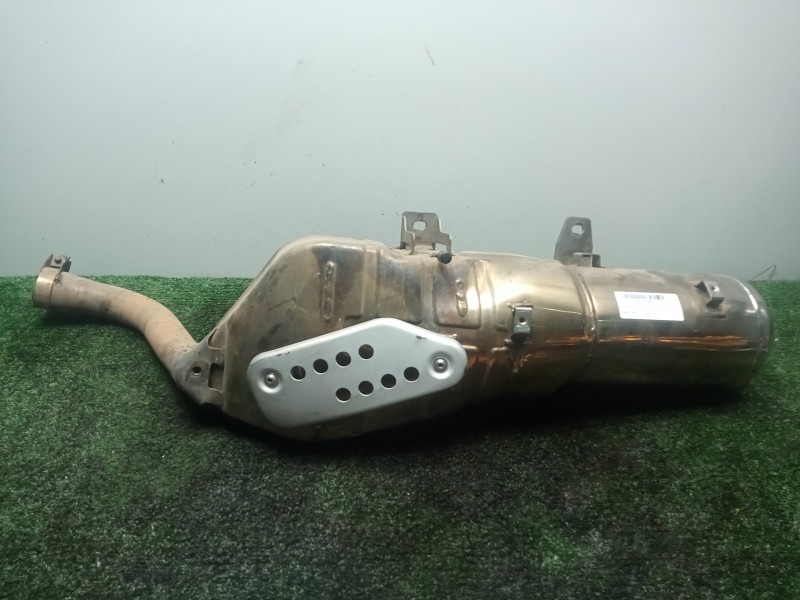 Recambio de tubo escape trasero para bmw f 650 referencia OEM IAM 18122345146  