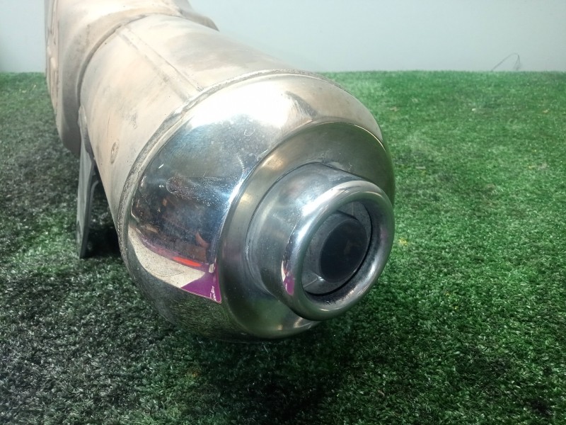 Recambio de tubo escape trasero para bmw f 650 referencia OEM IAM 18122345146  