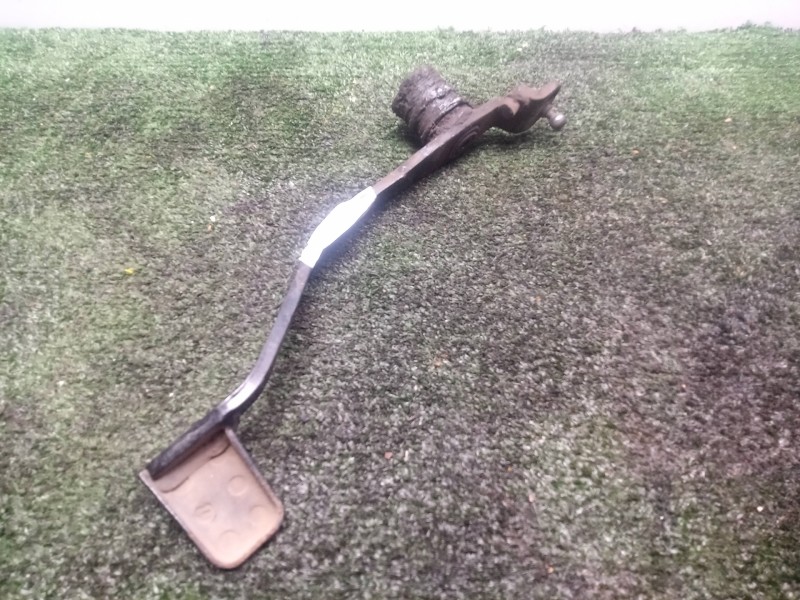 Recambio de pedal freno para bmw f 650 referencia OEM IAM   