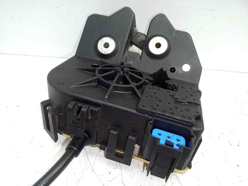 Recambio de cerradura maletero / porton para ford mondeo berlina (ge) ambiente referencia OEM IAM 43102C7G0A BOSCH 