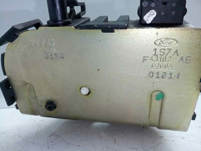 Recambio de cerradura maletero / porton para ford mondeo berlina (ge) ambiente referencia OEM IAM 43102C7G0A BOSCH 