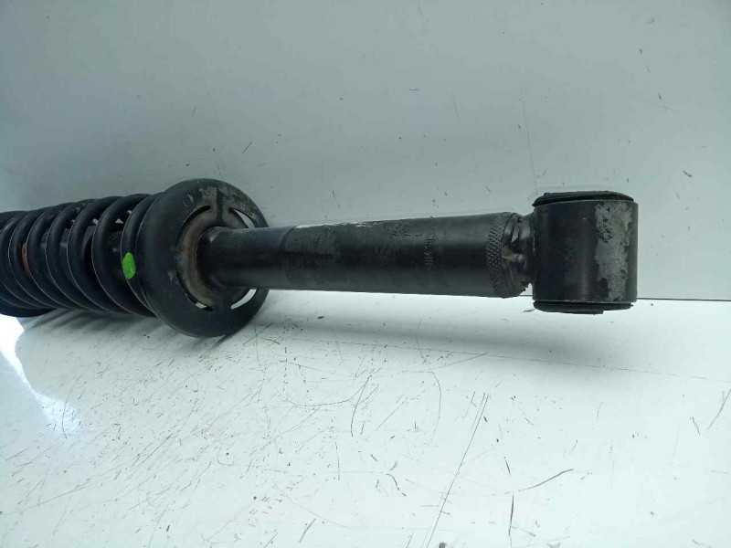 Recambio de amortiguador trasero derecho para volkswagen polo berlina (6n2) 1.4 tdi referencia OEM IAM   