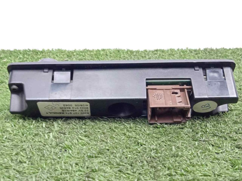 Recambio de mando multifuncion para renault scenic ii 1.9 dci diesel referencia OEM IAM 8200107974  