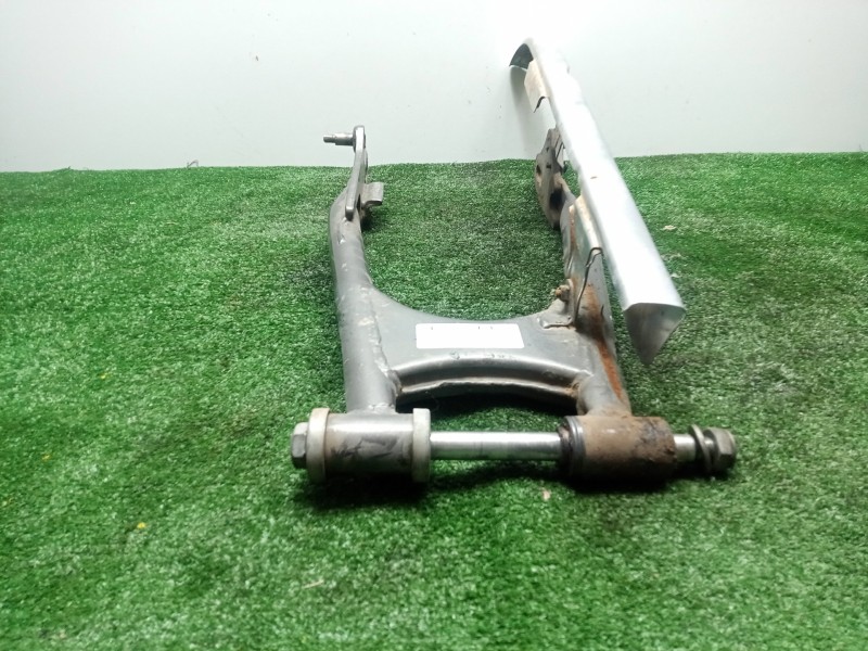 Recambio de basculante para yamaha 250 special referencia OEM IAM   