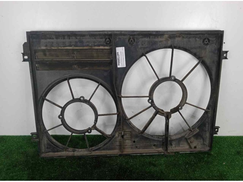 Recambio de calandra delantera de radiador para skoda octavia combi (1z5) 2.0 tdi referencia OEM IAM 1K0121205G  