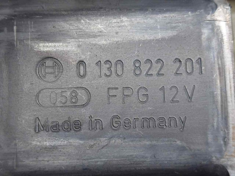 Recambio de motor elevalunas trasero izquierdo para peugeot 407 1.6 hdi referencia OEM IAM 9646595680 - 999065103  