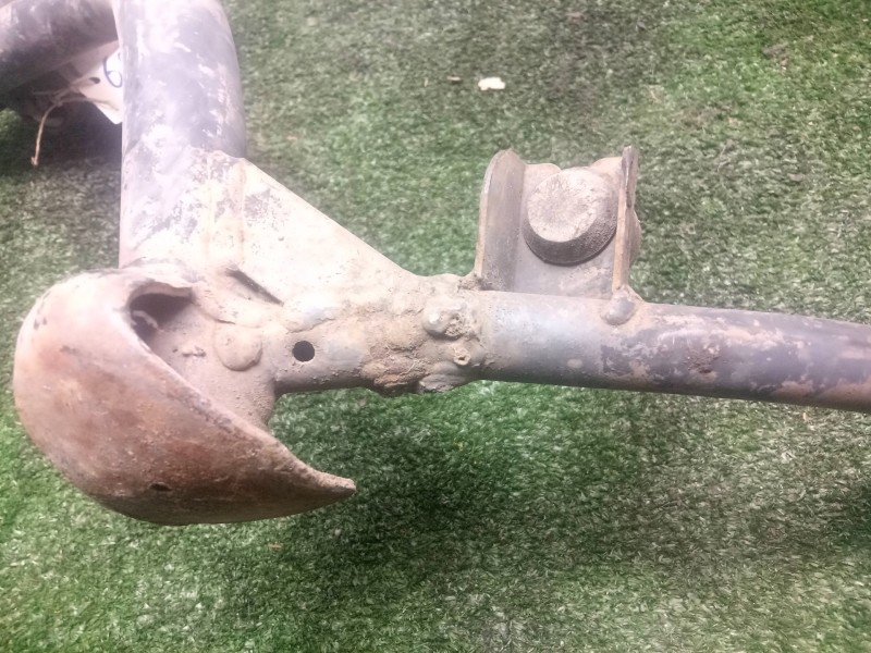 Recambio de caballete / pata de cabra para yamaha xj 600 / 900 diversion referencia OEM IAM  TARA 