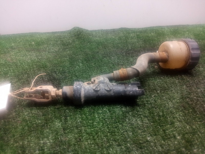 Recambio de bomba freno para yamaha xj 600 / 900 diversion referencia OEM IAM 3TUW00425100 TRASERO BREMBO
