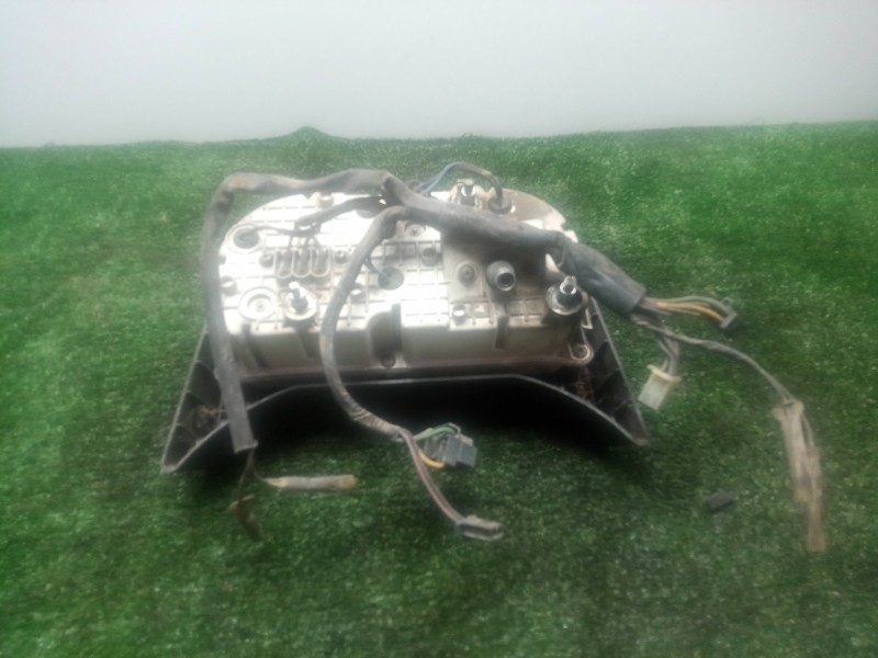 Recambio de cuadro instrumentos para yamaha xj 600 / 900 diversion referencia OEM IAM   