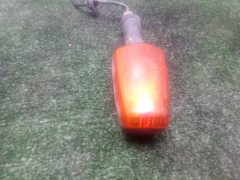 Recambio de piloto delantero derecho para yamaha xj 600 / 900 diversion referencia OEM IAM 50R0041107 AMBAR 